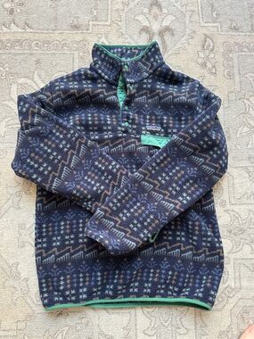 Patagonia Synchilla Navy Patterned Fleece Pullover with Teal Accents size S